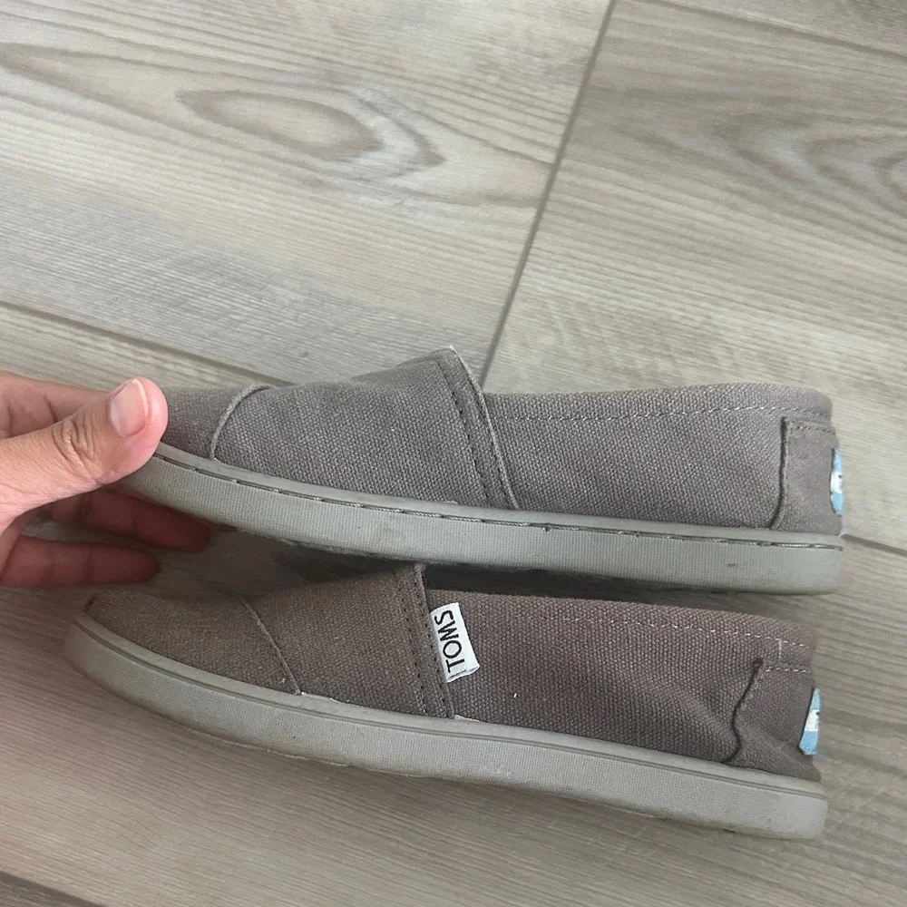 TOMS Kids Moccasins in Taupe